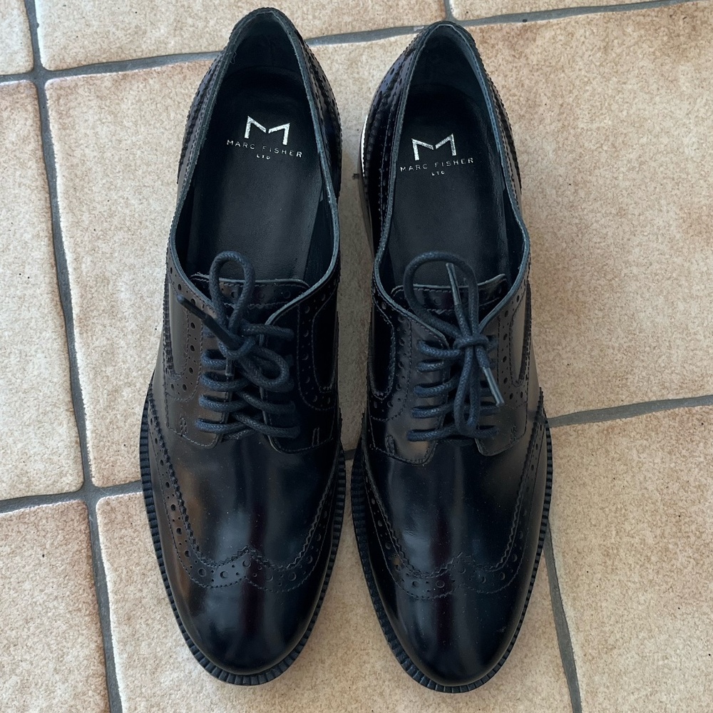 NWOB Marc Fisher Spectator Shoes